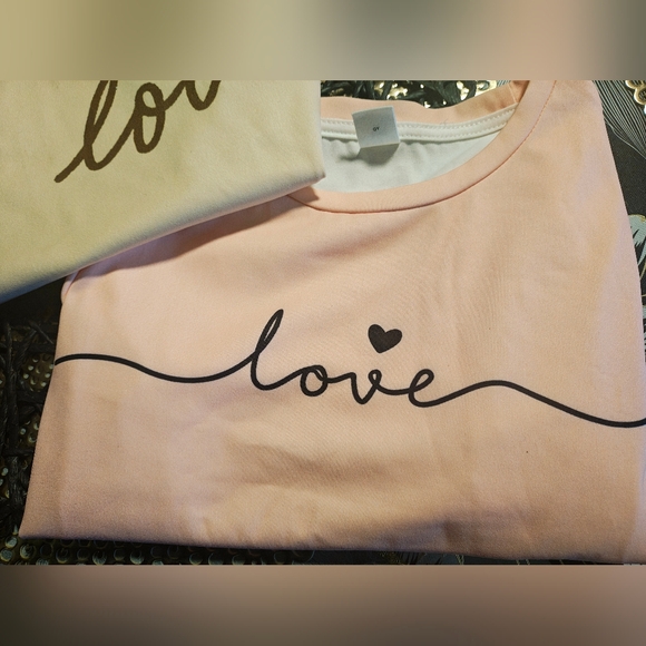 SHEIN Love Print Long Sleeve Tees - Pink and Cream 7 - Picture 4 of 4